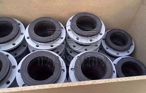 橡膠接頭外貿發貨圖