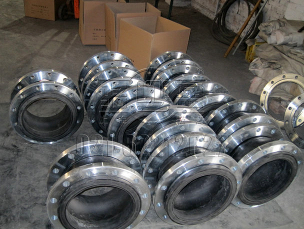 不銹鋼橡膠接頭發貨圖